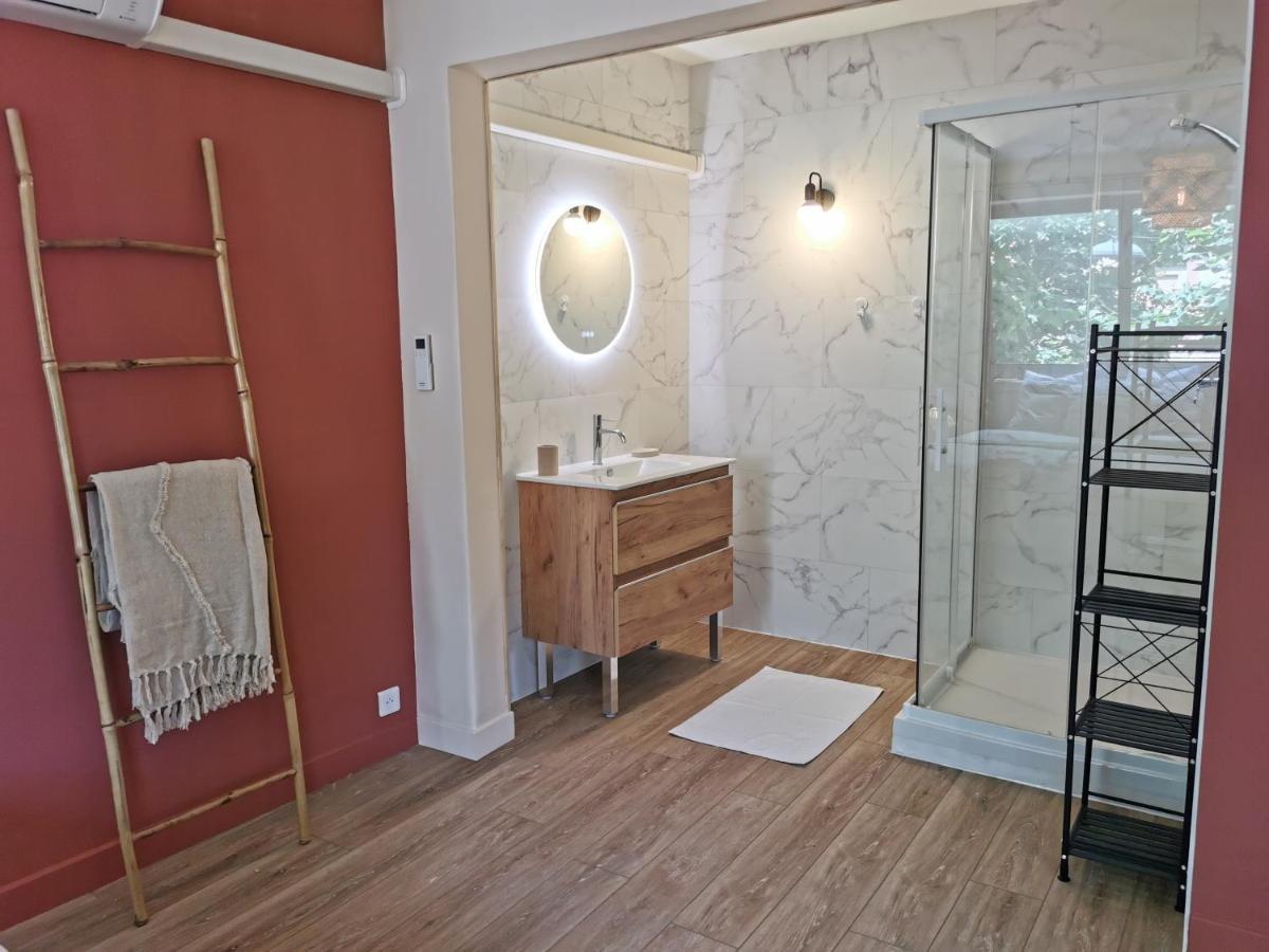 Studio Confort - Clim - Ascenseur Cavaillon Buitenkant foto