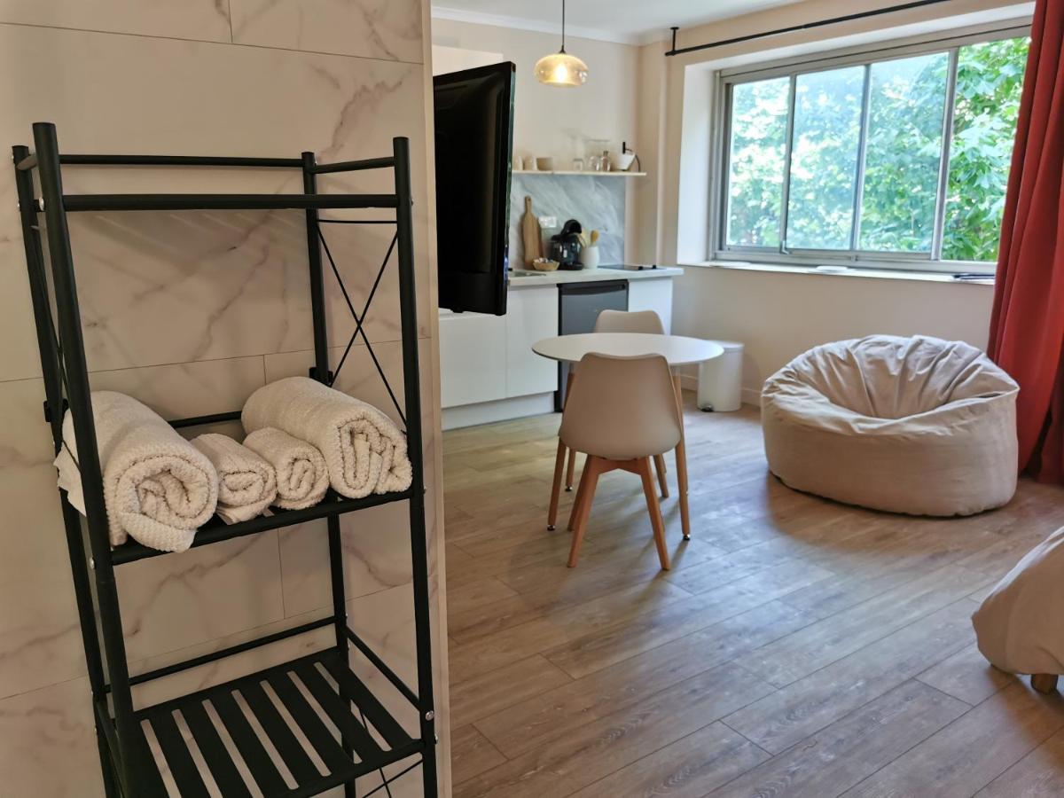 Studio Confort - Clim - Ascenseur Cavaillon Buitenkant foto